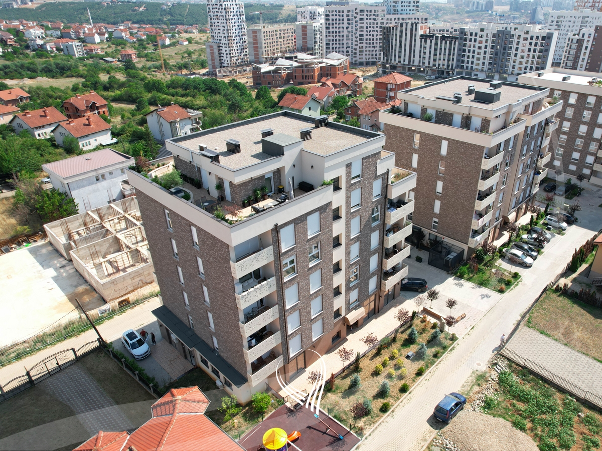 Lokal 147.45m2 në shitje në lagjen Mati 1 – Pika Comfort2