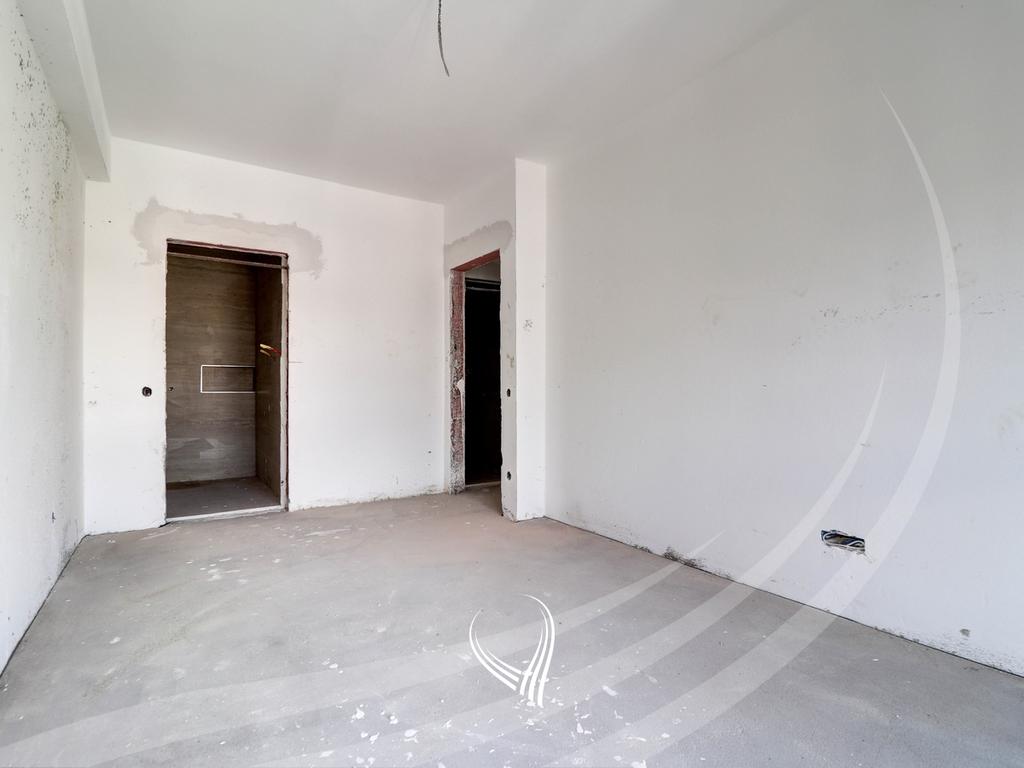 Banesë me 2 dhoma gjumi në shitje në lagjen Mati 16