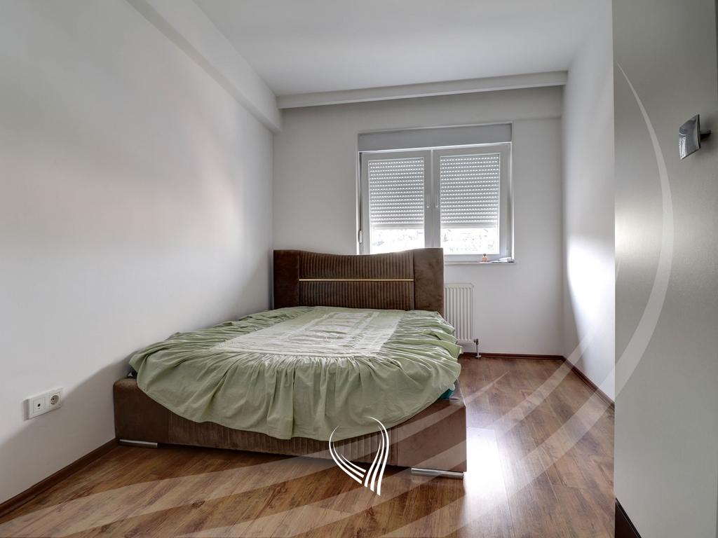 Banesë me 2 dhoma gjumi me qira në lagjen Tophane4