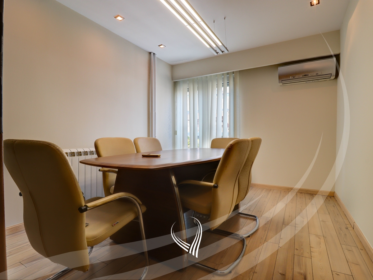 Office space with 7 rooms for rent in the Dardania neighborhood4