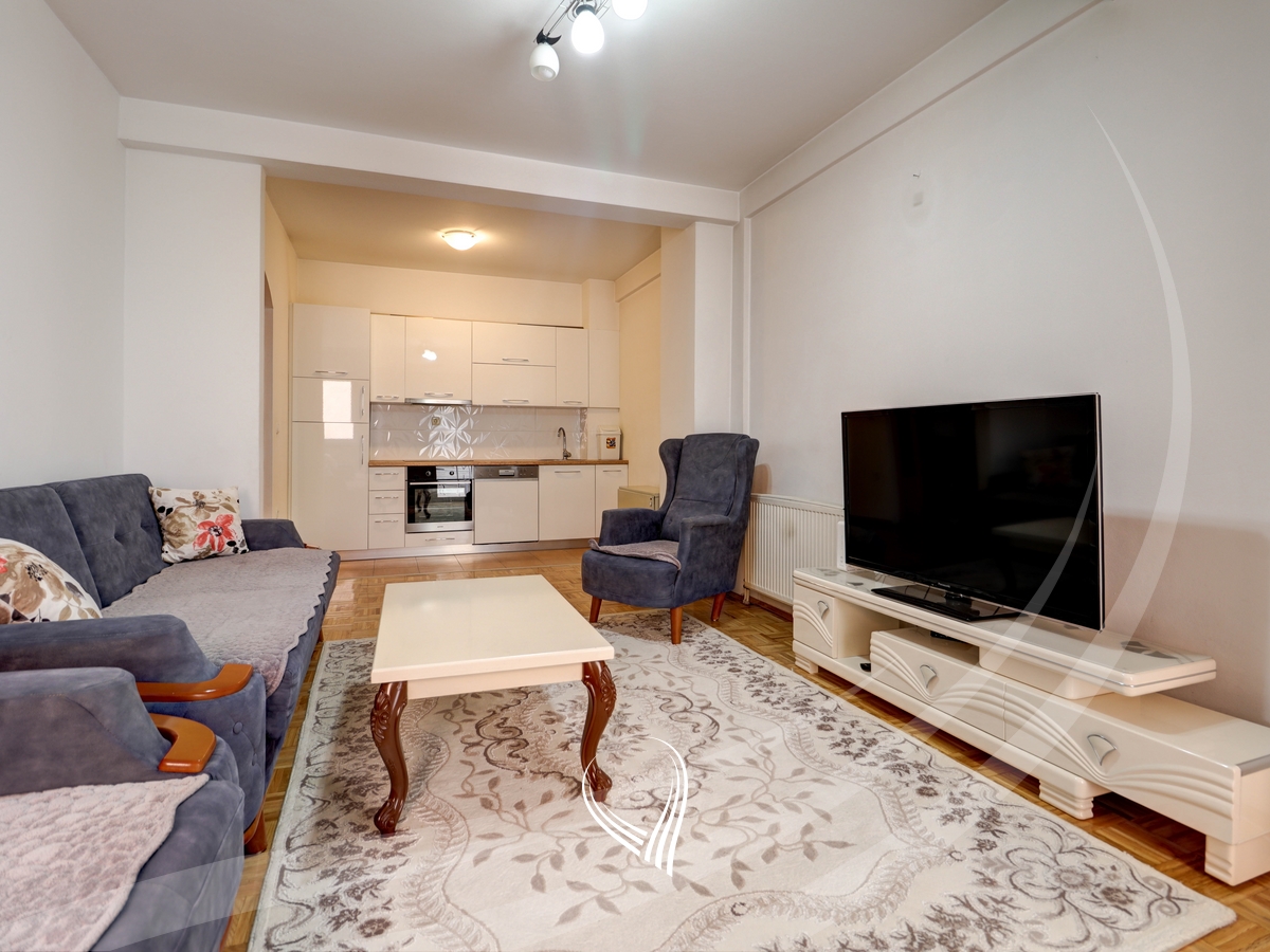 2-bedroom apartment for rent in the Center0