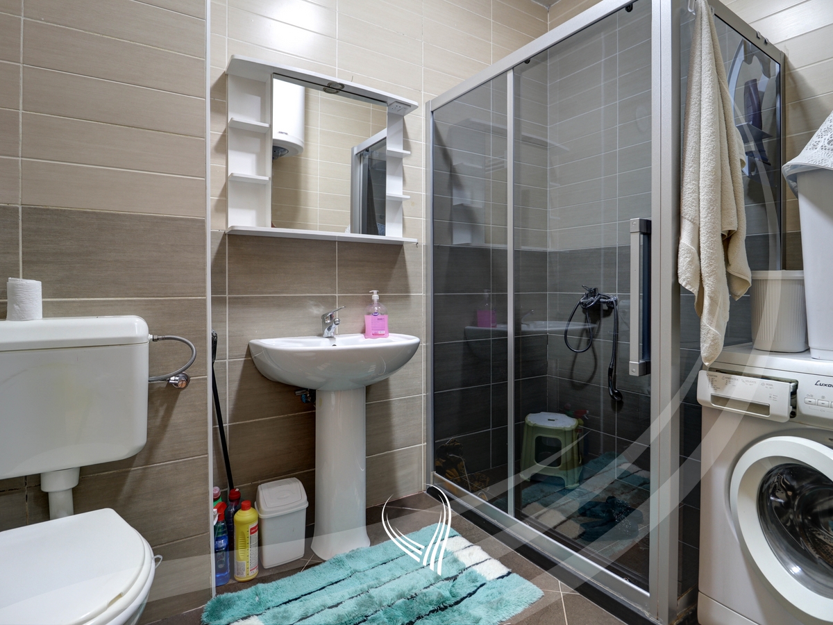 2-bedroom apartment for rent in the Center7