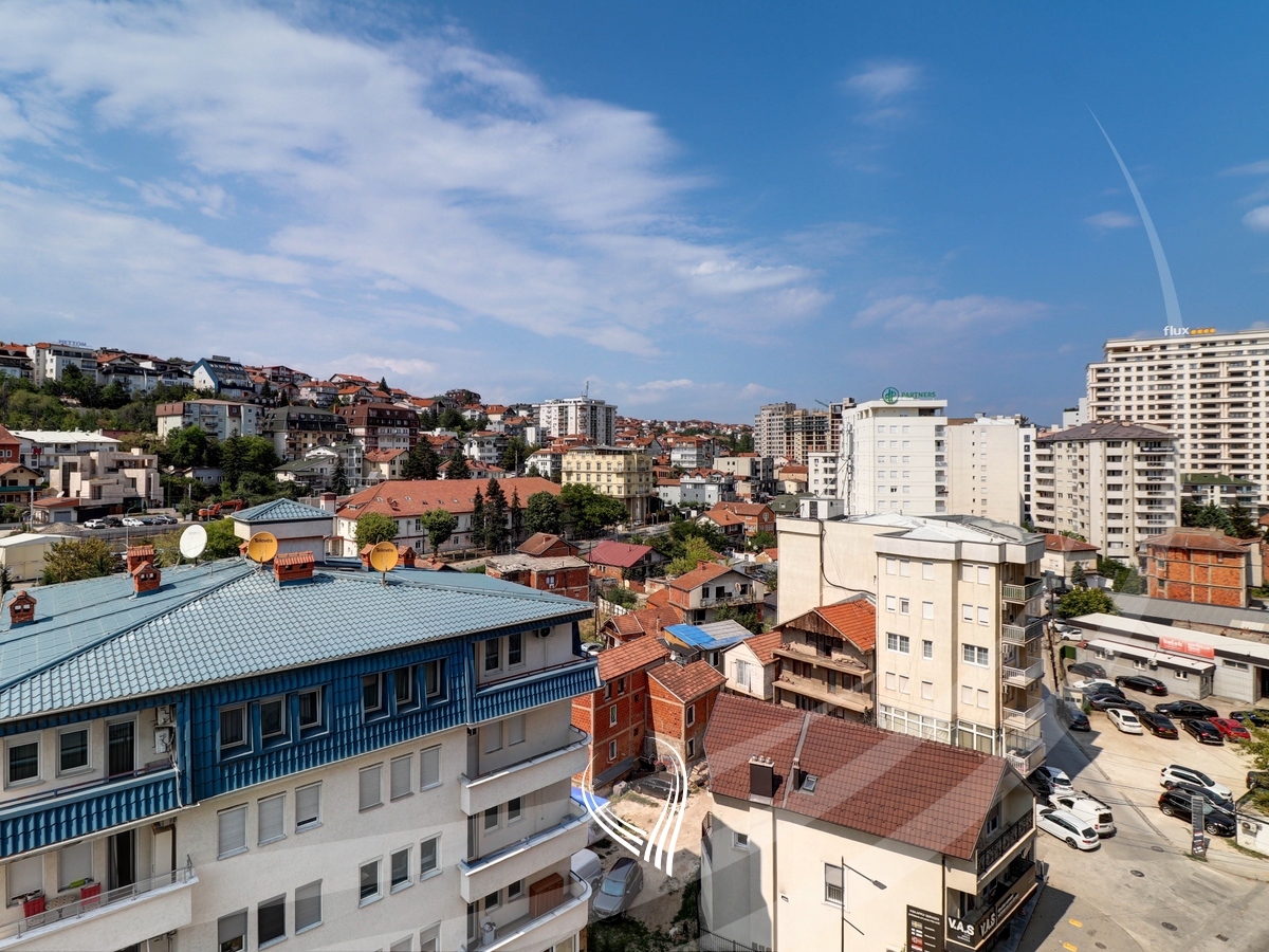Banesë me 2 dhoma gjumi me qira në lagjen Tophane10