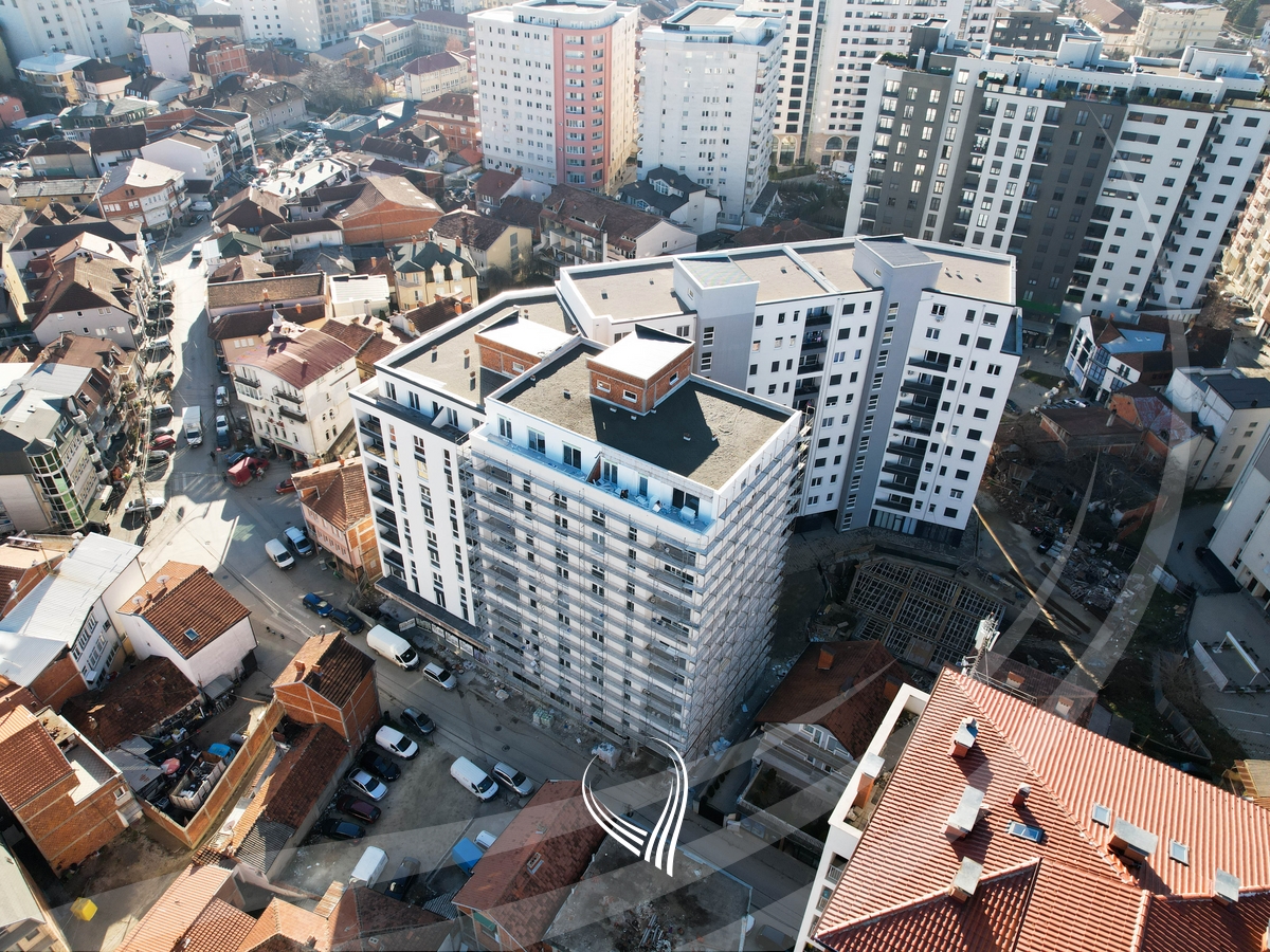 Banesë me 2 dhoma gjumi në shitje në lagjen Tophane9
