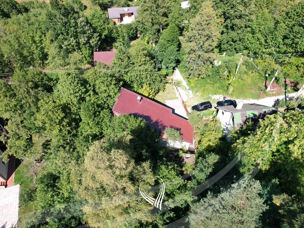Vilë me 3 dhoma gjumi në shitje në Brezovicë21