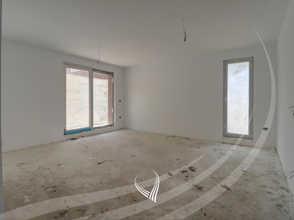 Shtëpi me 4 dhoma gjumi në shitje në lagjen Arbëria – Dragodan – Washington Residence4