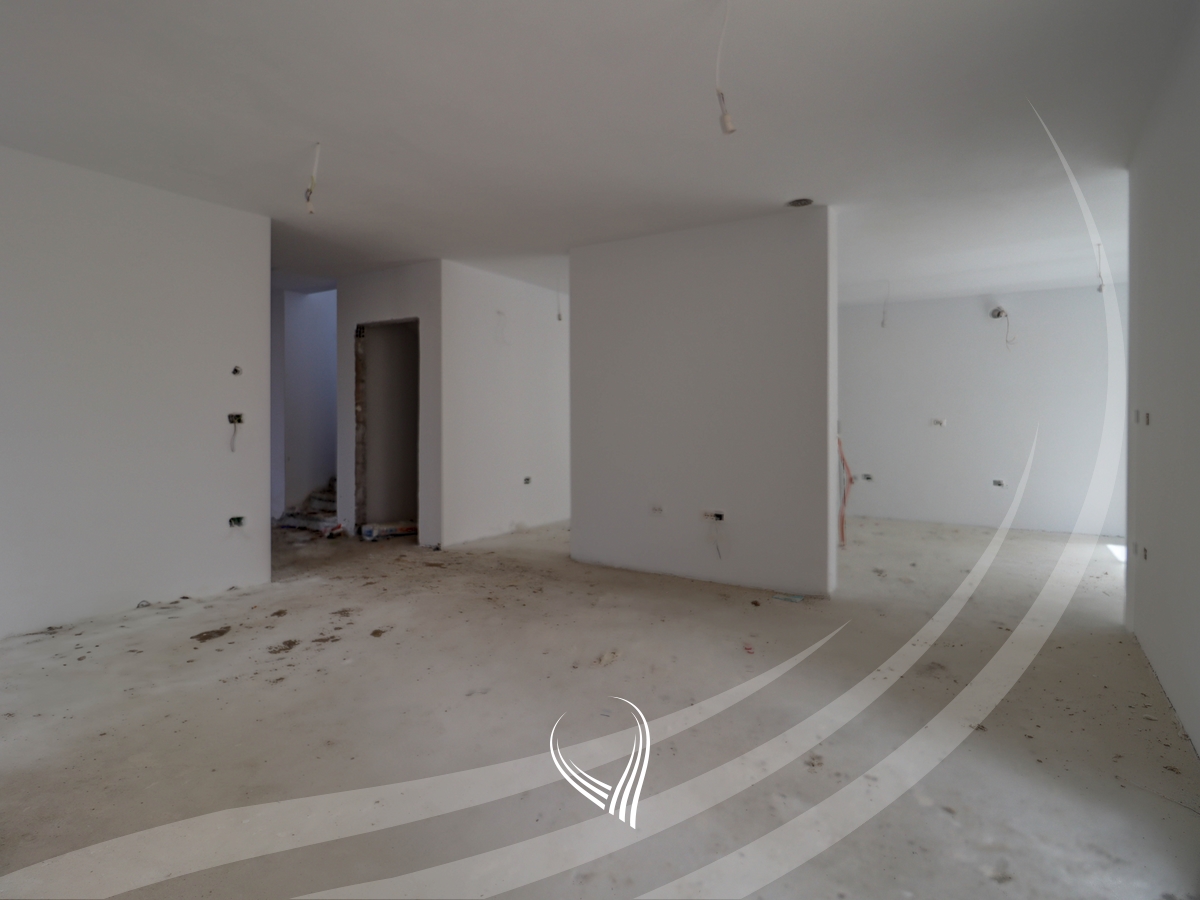 Shtëpi me 4 dhoma gjumi në shitje në lagjen Arbëria – Dragodan – Washington Residence3