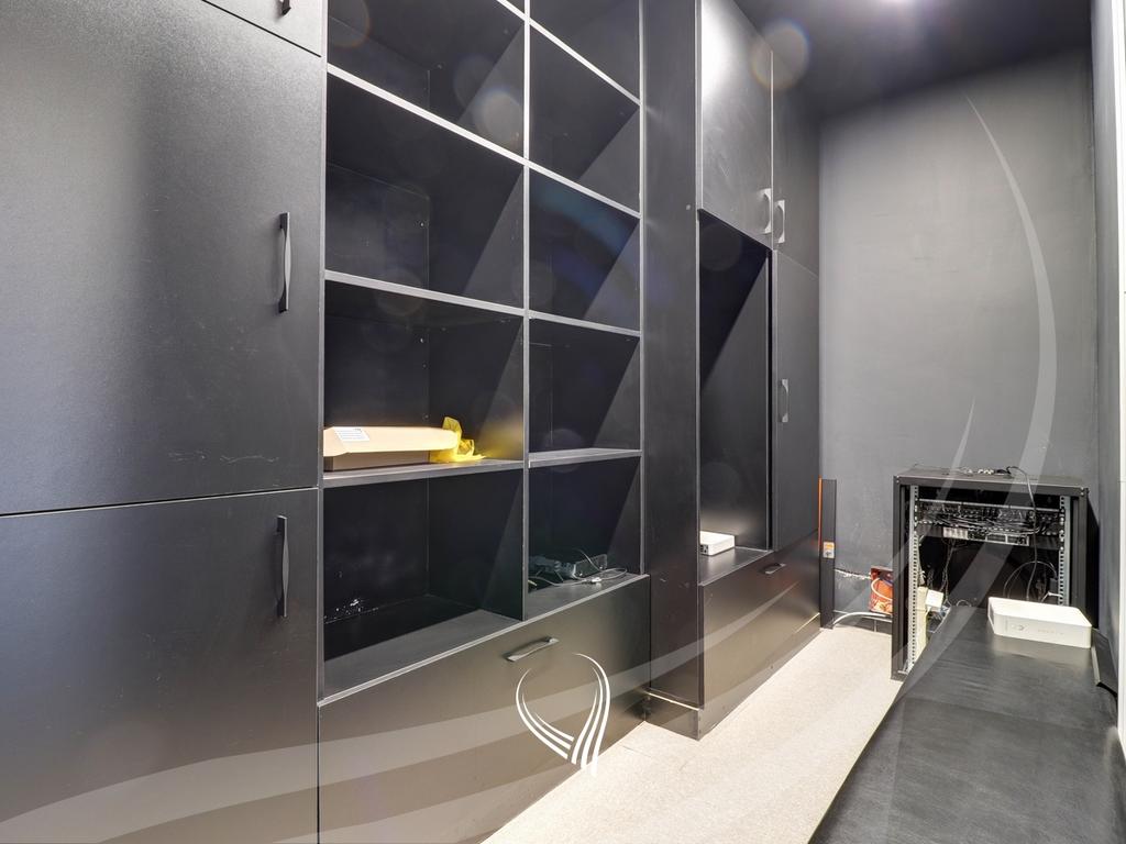 Commercial property 280m2 for rent in Çagllavicë9