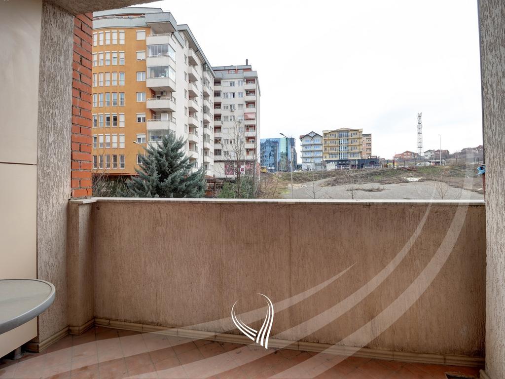 2-bedroom apartment for rent in the Arbëria neighborhood – Dragodan9