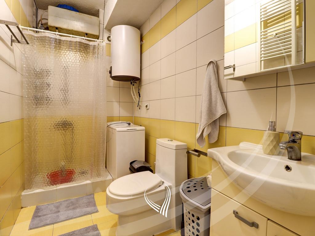 2-bedroom apartment for rent in the Arbëria neighborhood – Dragodan10