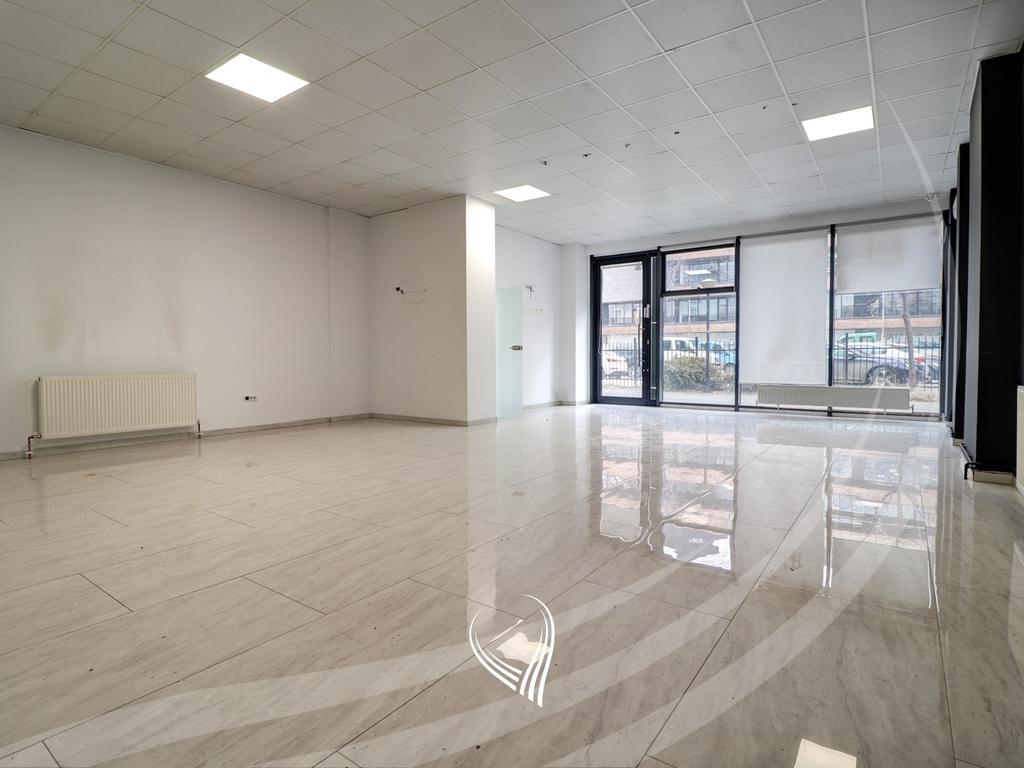 200m2 premises for rent in Lakrishtë neighborhood – Ramiz Sadiku Complex2