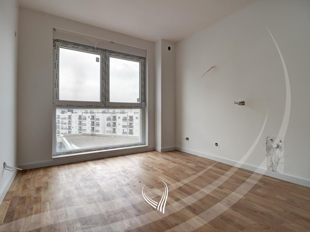 Banesë me 1 dhomë gjumi në shitje në lagjen Kalabria – Emshir5