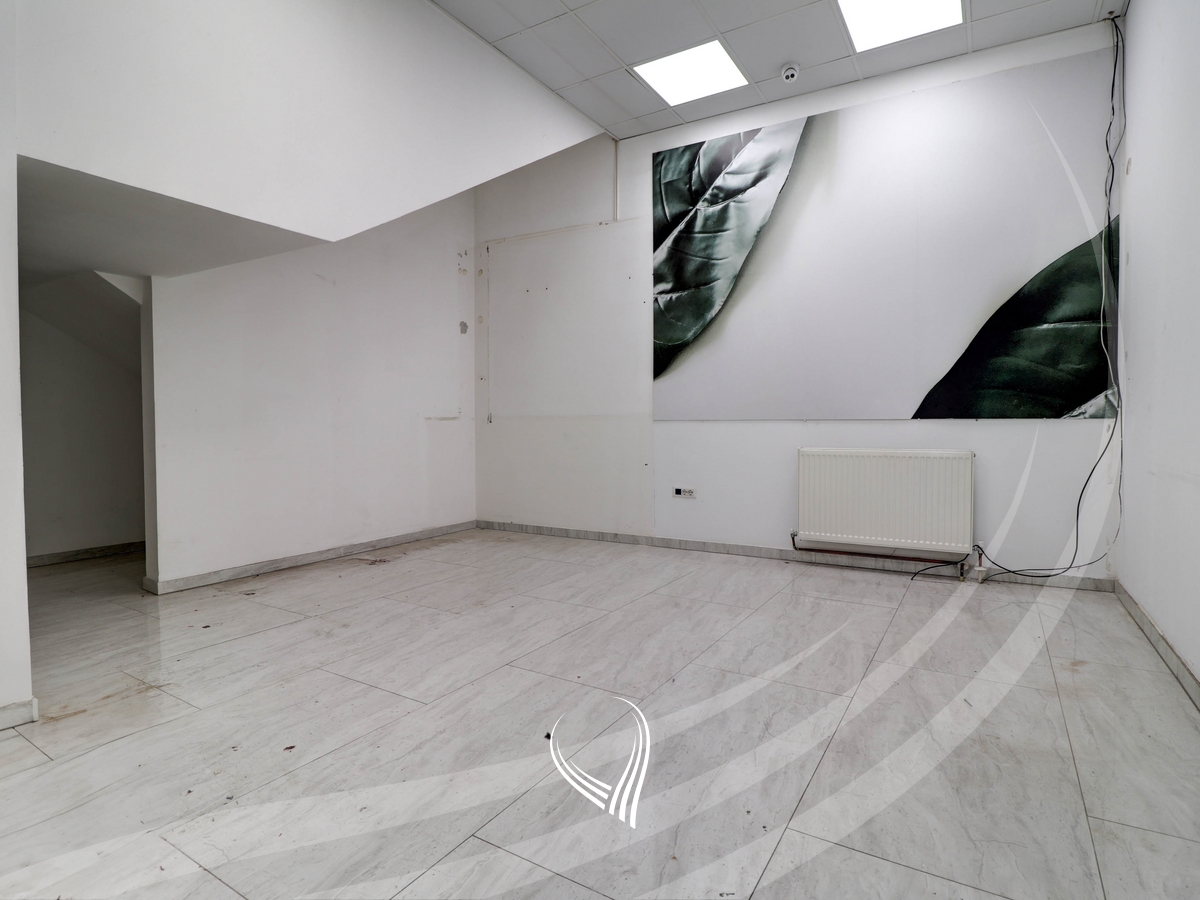 200m2 premises for rent in Lakrishtë neighborhood – Ramiz Sadiku Complex6