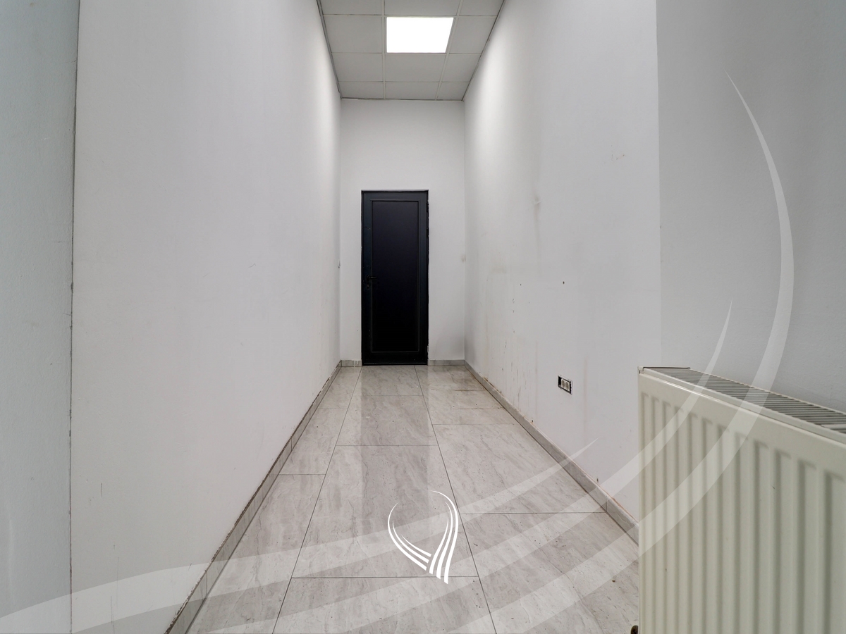 200m2 premises for rent in Lakrishtë neighborhood – Ramiz Sadiku Complex7