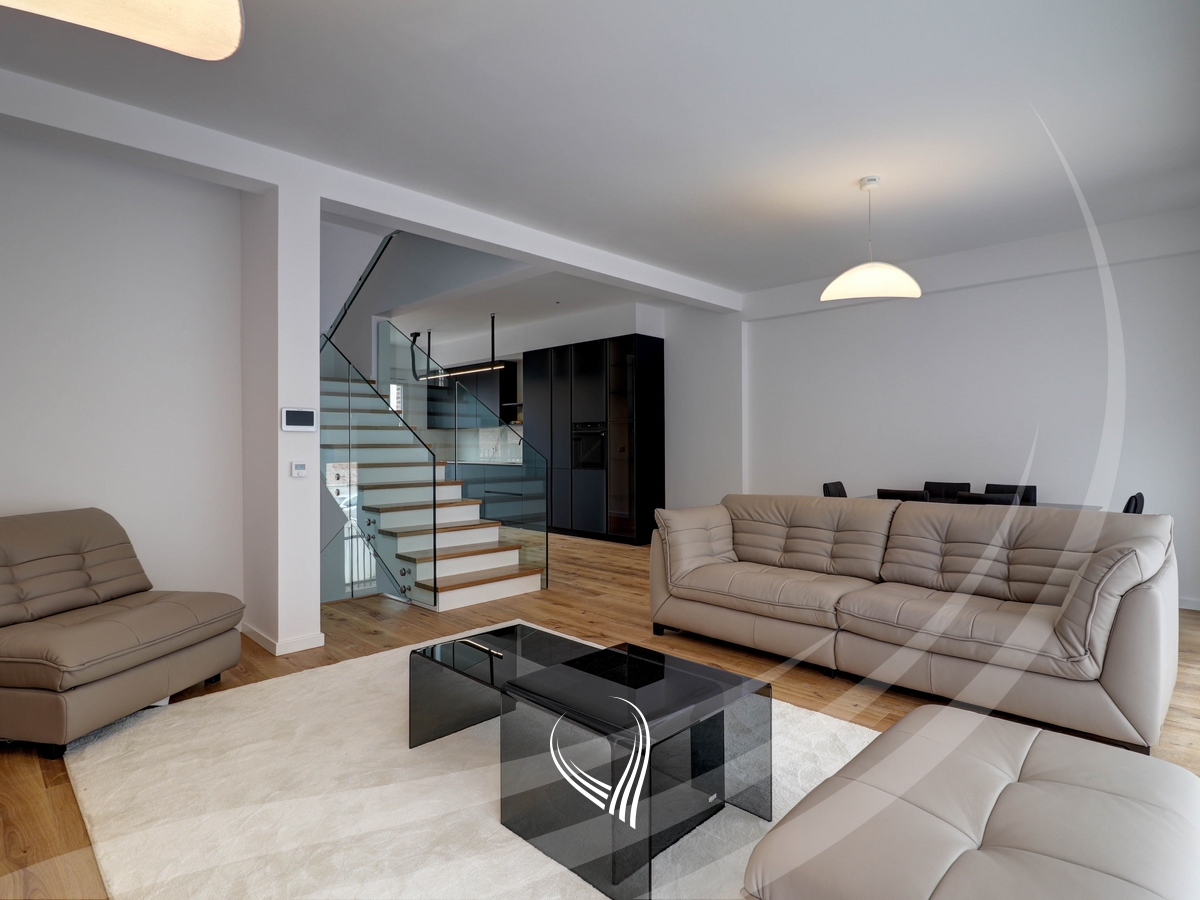 Shtëpi me 4 dhoma gjumi me qira në lagjen Marigona Hill0