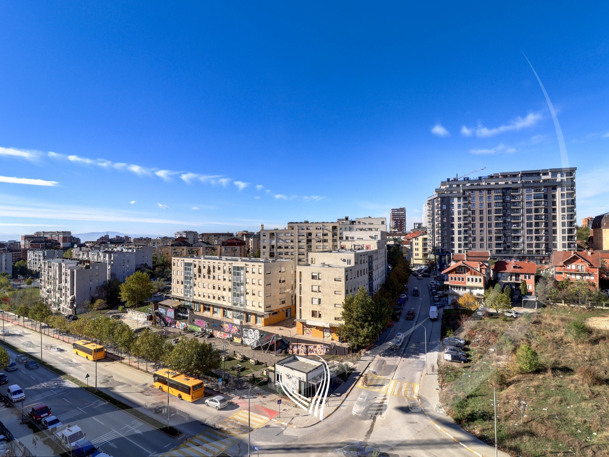 Penthouse me 3 dhoma gjumi në shitje në lagjen Mati 1 – Rruga B20