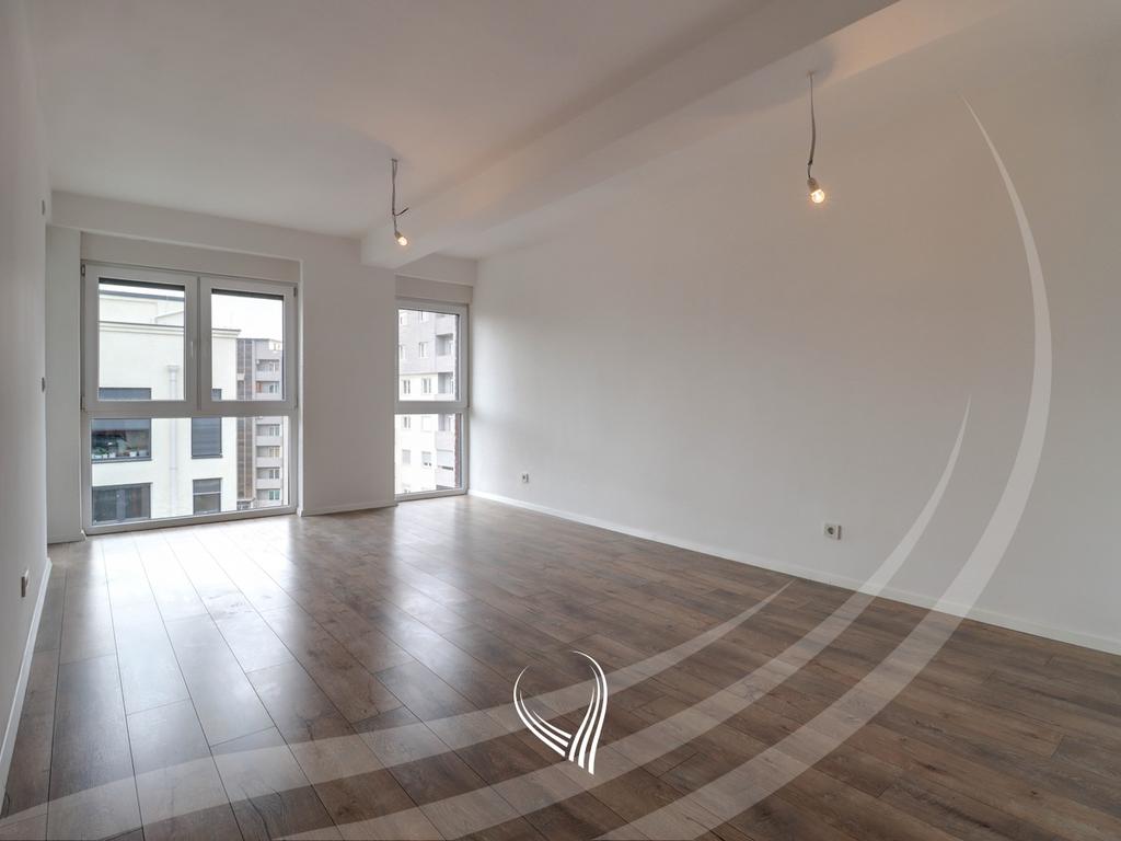 Banesë me 1 dhomë gjumi në shitje në lagjen Mati 1