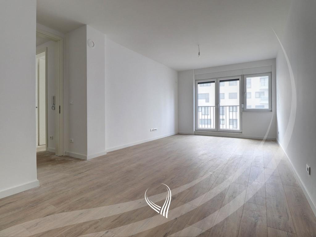 Zyre me 3 dhoma pune me qira në lagjen Mati 1 – Kodrina