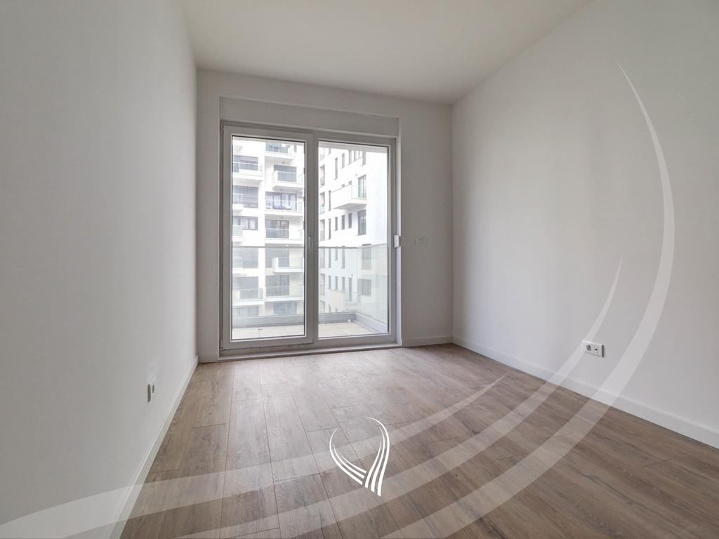 Zyre me 4 dhoma pune me qira në lagjen Mati 1 – Kodrina6