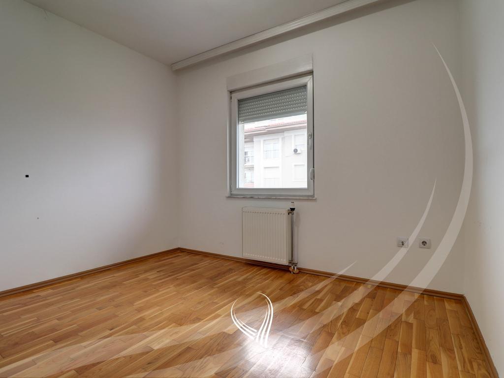 Duplex 156m2 me qira në lagjen Kalabria – Emshir – Prishtina Stars12
