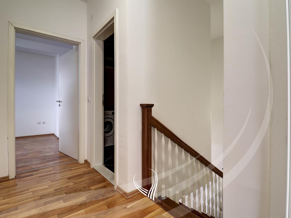 Duplex 156m2 me qira në lagjen Kalabria – Emshir – Prishtina Stars16