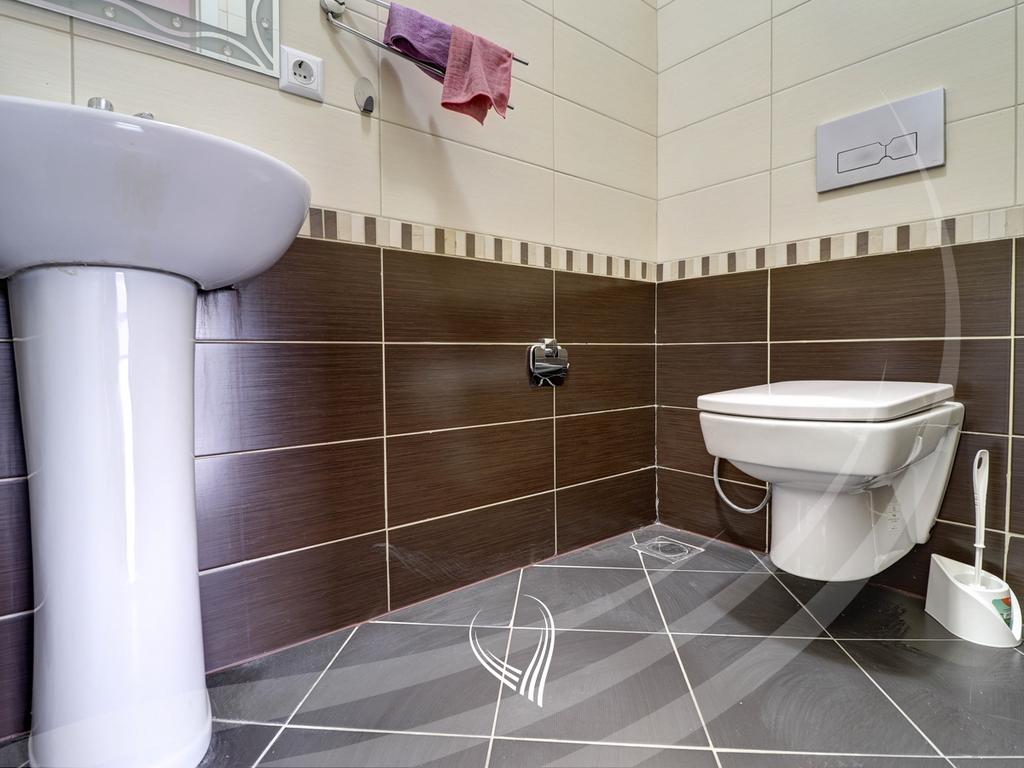 Duplex 156m2 me qira në lagjen Kalabria – Emshir – Prishtina Stars22