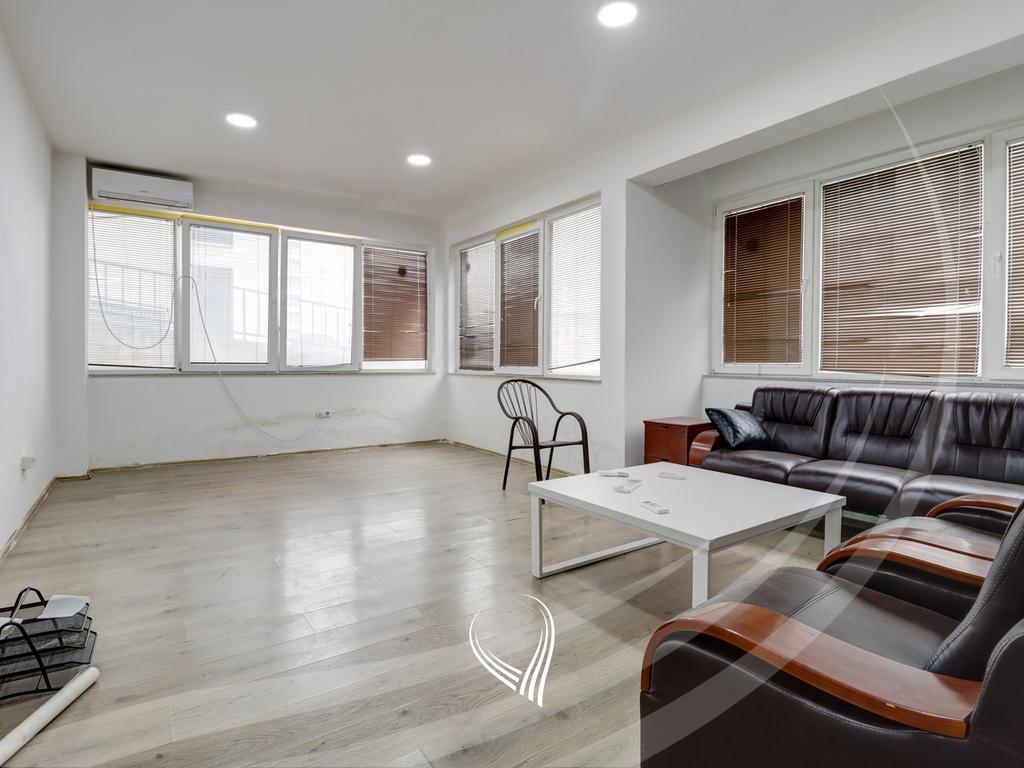 Lokal 300m2 me qira në lagjen Mati 14