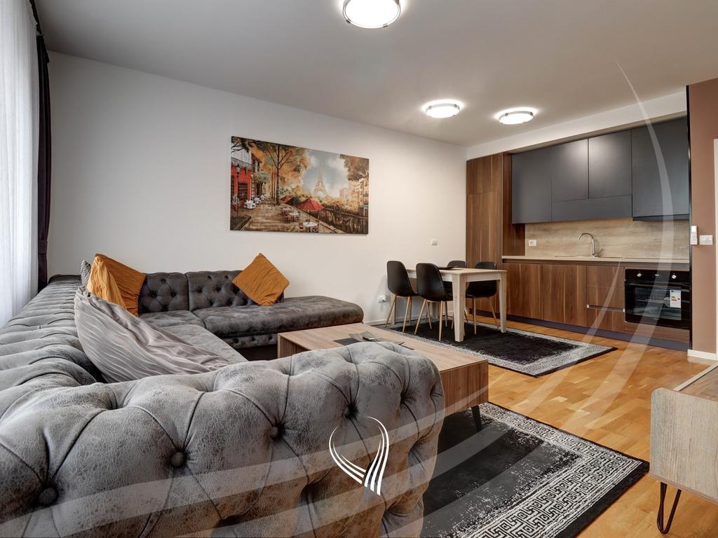 Banesë me 1 dhomë gjumi me qira në lagjen Kalabria – Emshir2