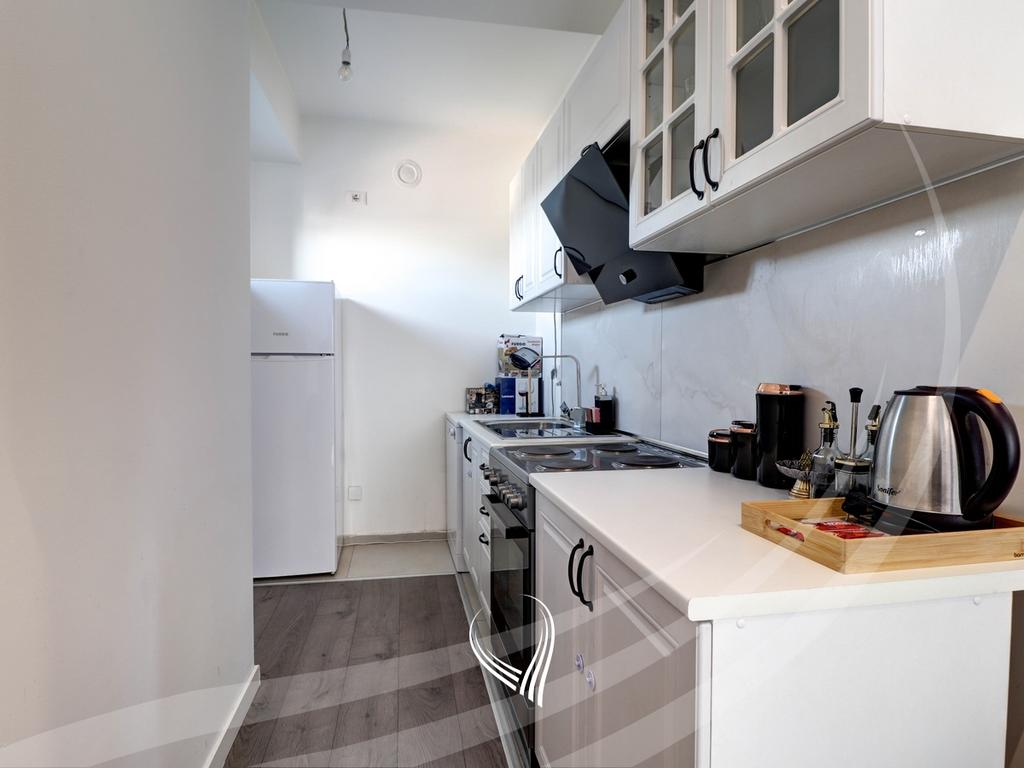 Banese me 1 dhomë gjumi me qira ne lagjen Bregu i Diellit – VA 12