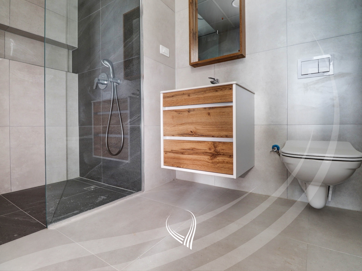 Zyre me 3 dhoma pune me qira në lagjen Mati 1 – Kodrina10