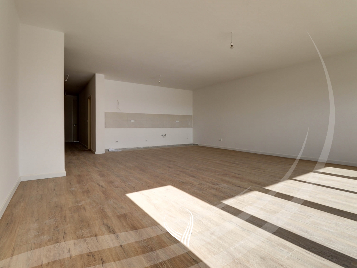 Zyre me 4 dhoma pune me qira në lagjen Mati 1 – Kodrina2