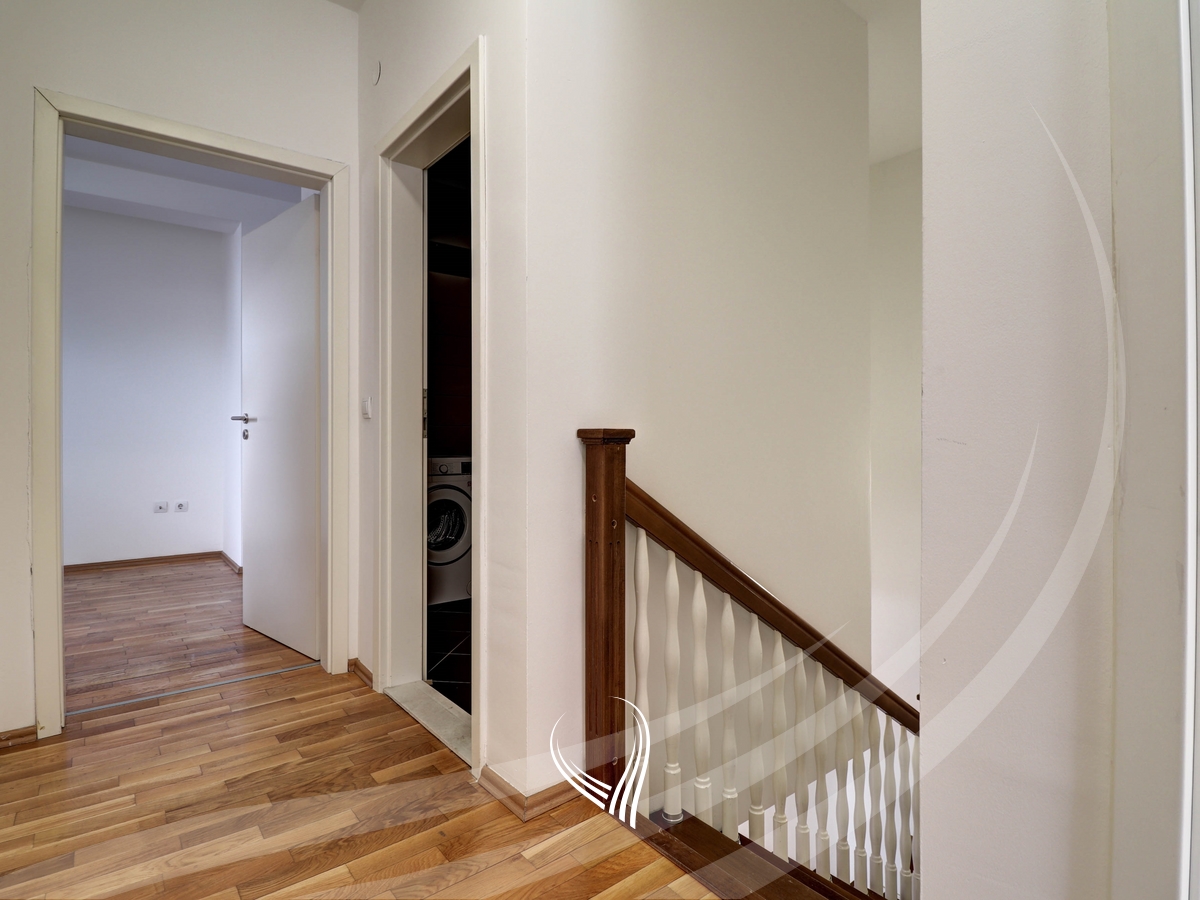 Duplex 156m2 me qira në lagjen Kalabria – Emshir – Prishtina Stars16