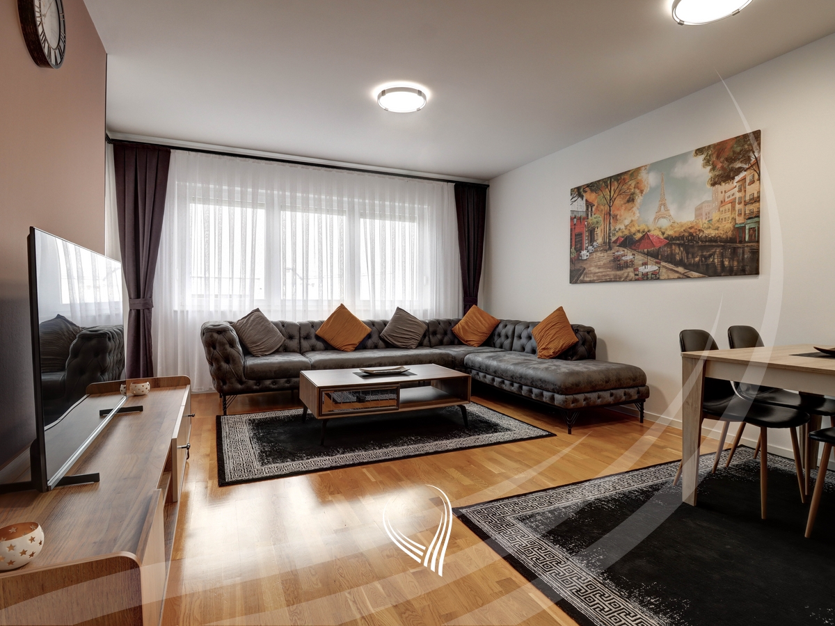 Banesë me 1 dhomë gjumi me qira në lagjen Kalabria – Emshir0