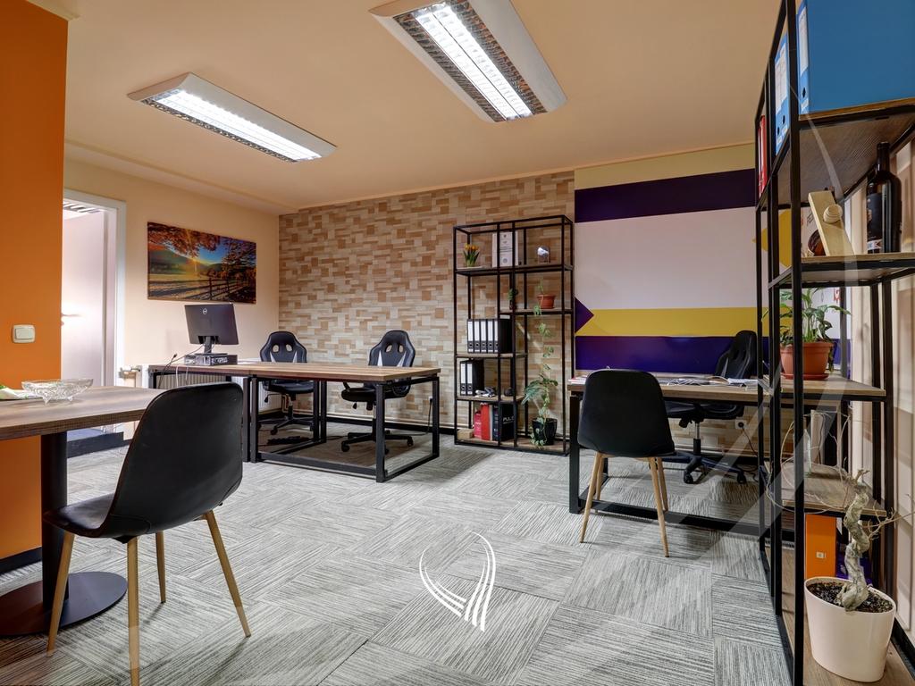 Zyre me 5 dhoma pune me qira në lagjen Ulpiana1