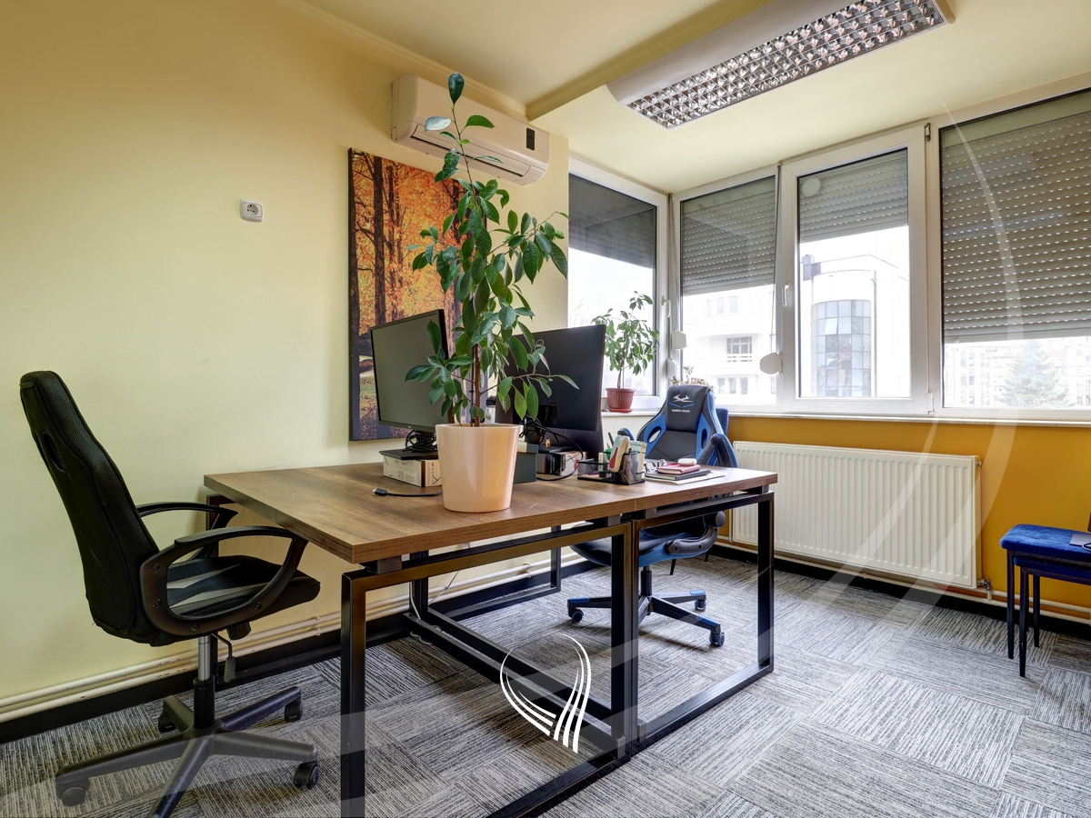 Zyre me 5 dhoma pune me qira në lagjen Ulpiana4