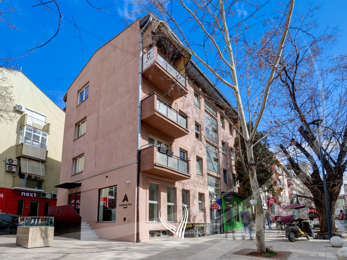 Office space with 3 rooms for rent in the Center0