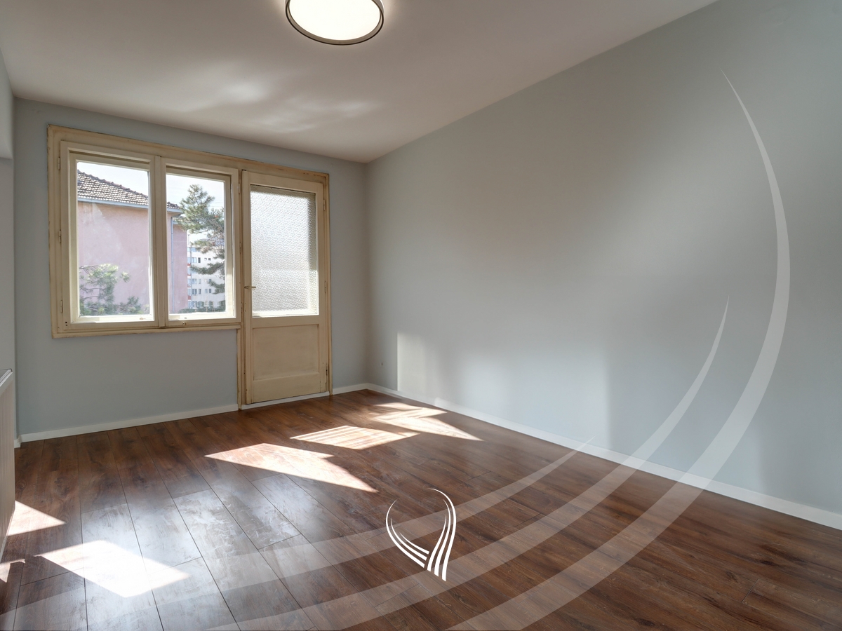 Office space with 3 rooms for rent in the Center2