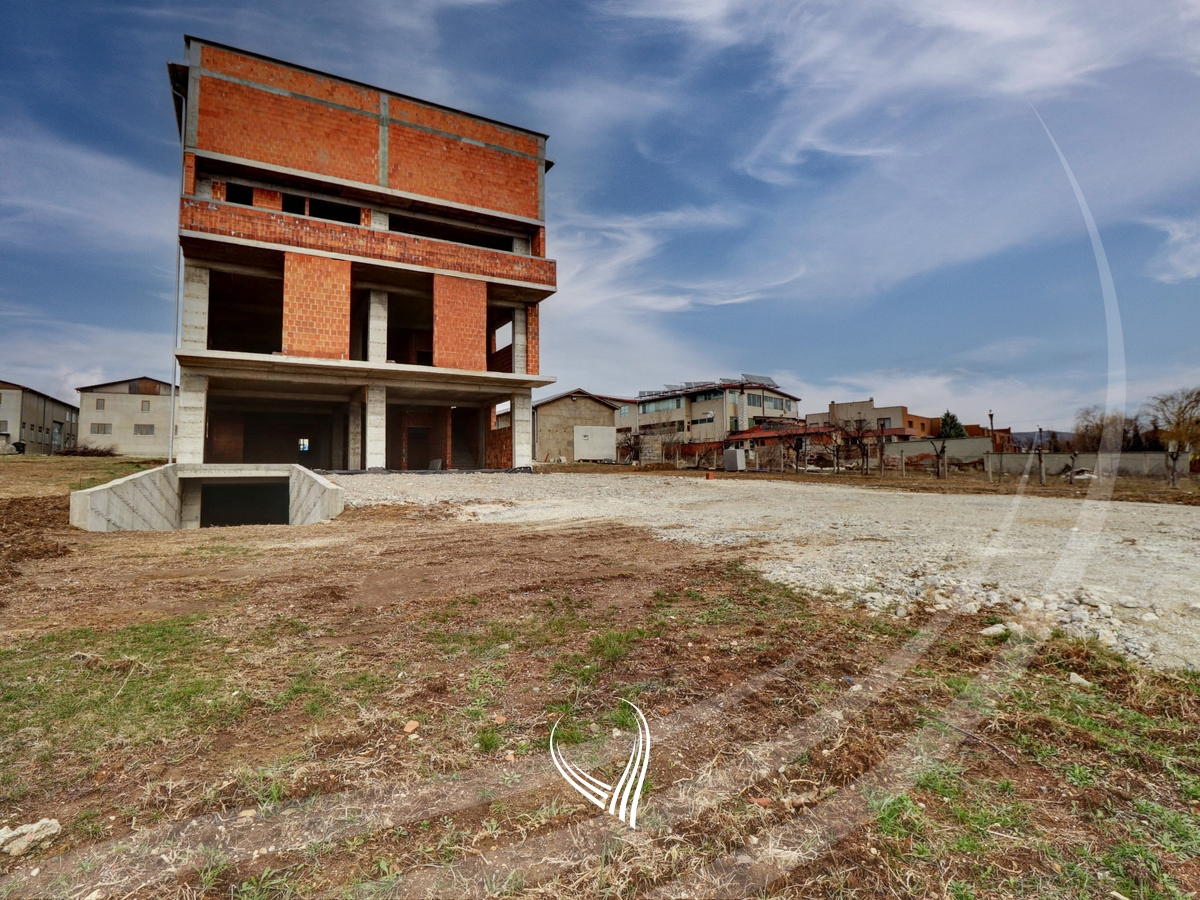 Objekt afarist 1500m2 me qira ne Çagllavicë5