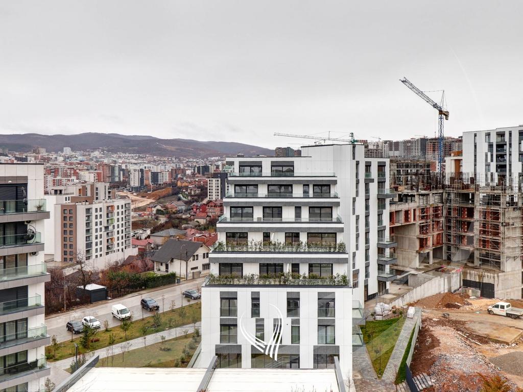 Penthouse with 4 bedrooms for sale in the Prishtina e Re neighborhood – Linda Premium Residence23
