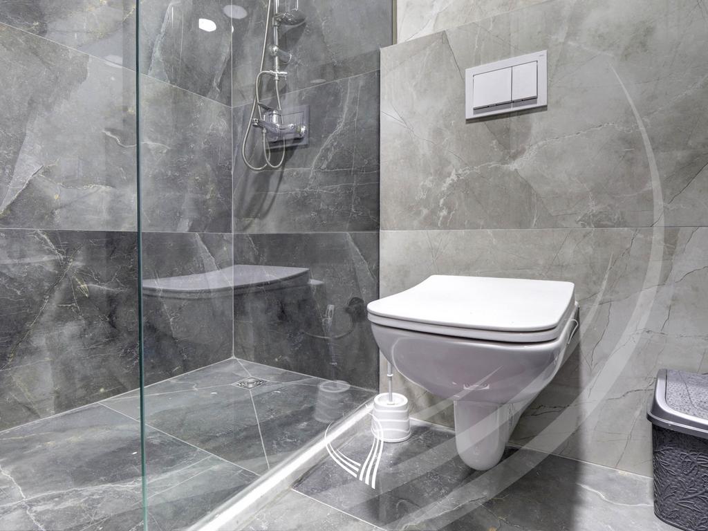 Banesë me 2 dhoma gjumi me qira në lagjen Mati 112