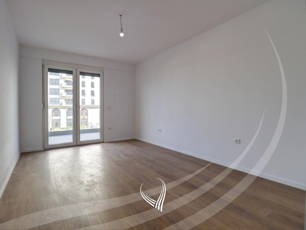 Zyre me 3 dhoma pune me qira në lagjen Prishtina e re4