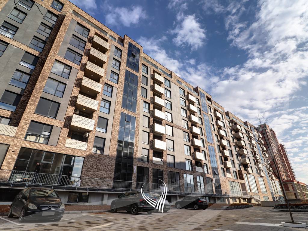 Zyre me 3 dhoma pune me qira në lagjen Prishtina e re9