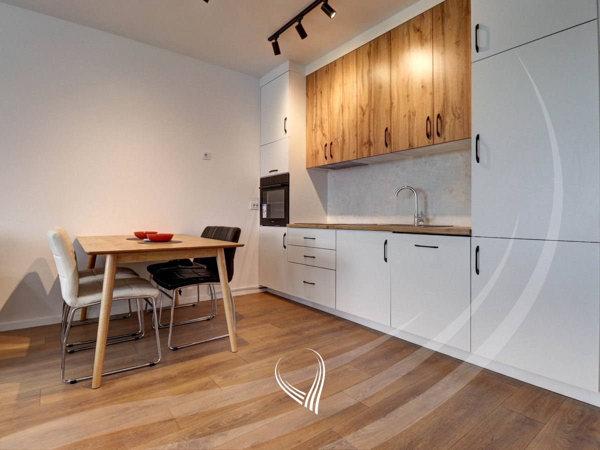 Banesë me 2 dhoma gjumi me qira në lagjen Mati 15