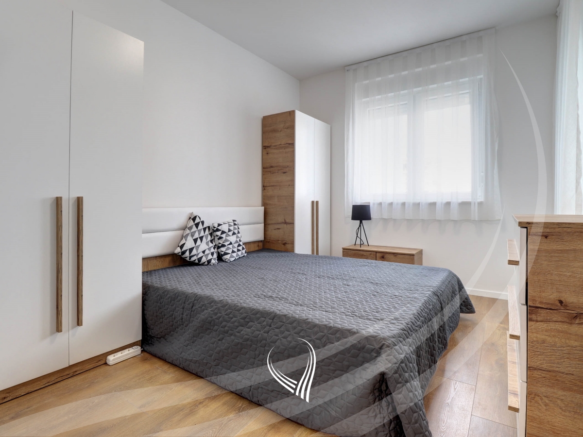 Banesë me 2 dhoma gjumi me qira në lagjen Mati 16