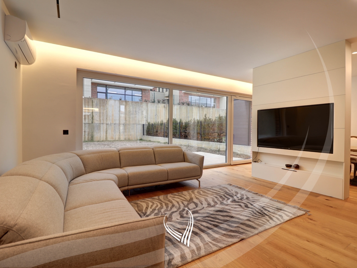 4-bedroom house for rent in the Marigona Hill neighborhood0