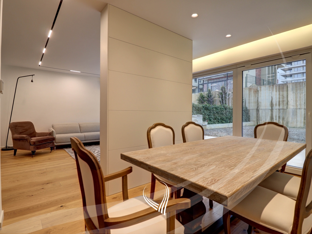 4-bedroom house for rent in the Marigona Hill neighborhood3