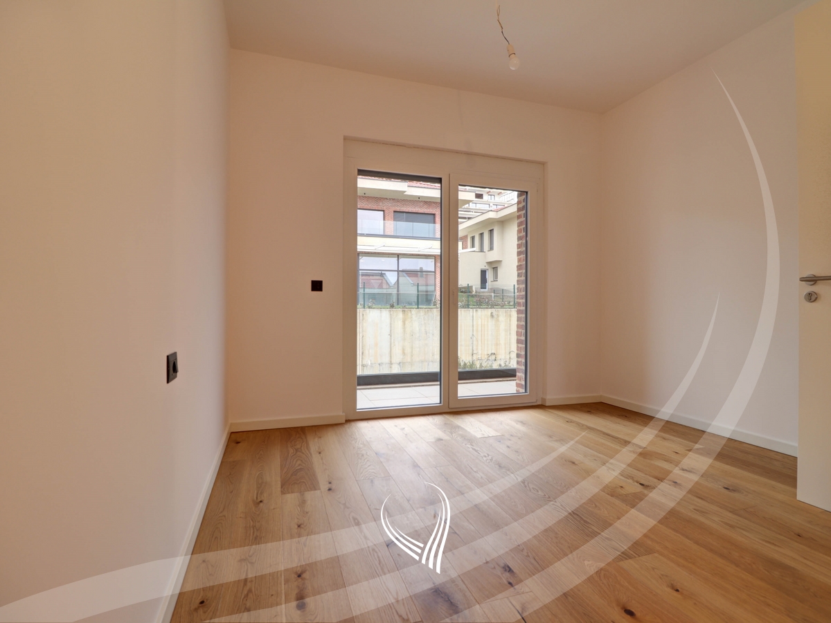 4-bedroom house for rent in the Marigona Hill neighborhood5