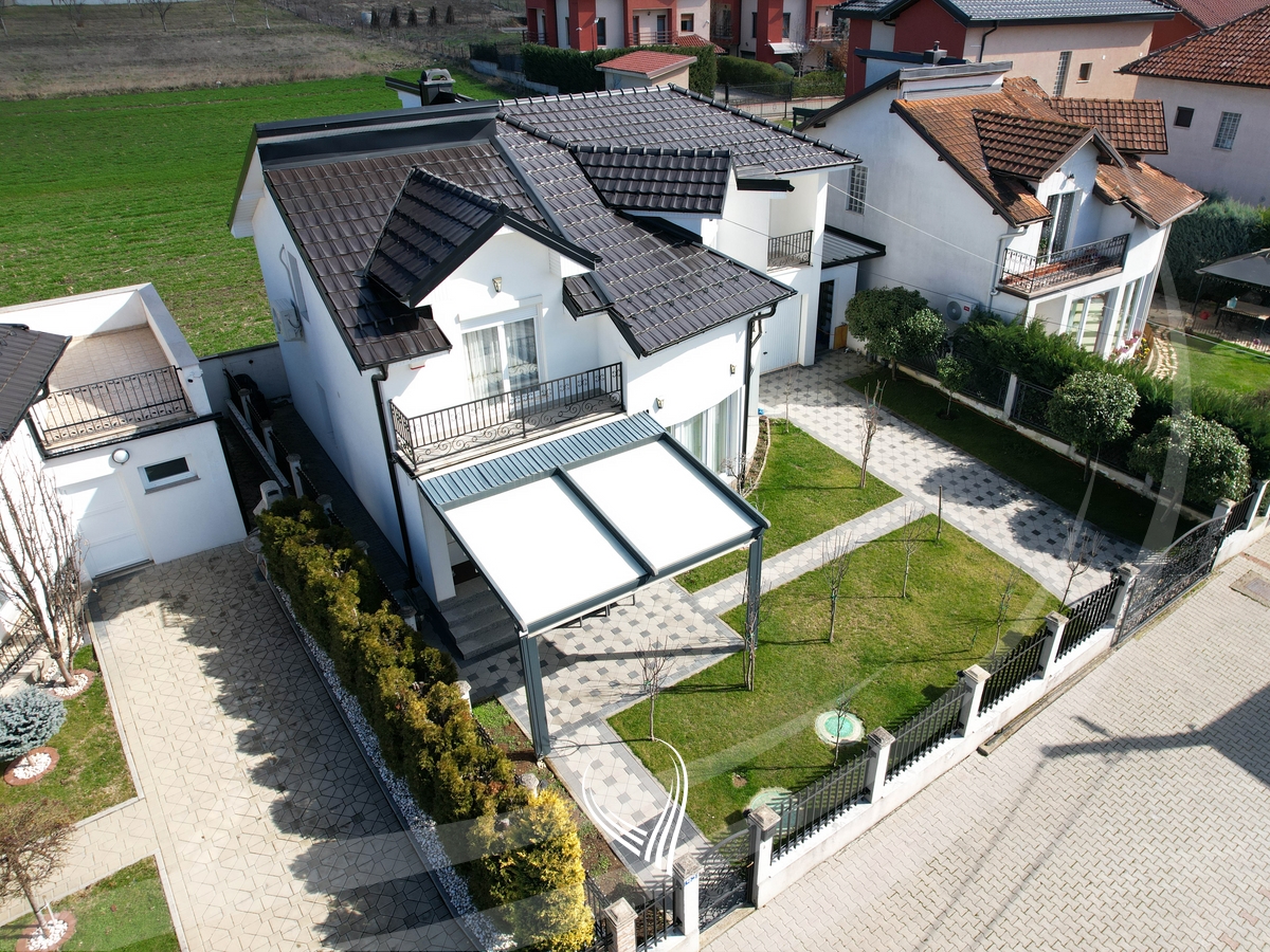 Shtëpi me 3 dhoma gjumi në shitje në Çagllavicë1