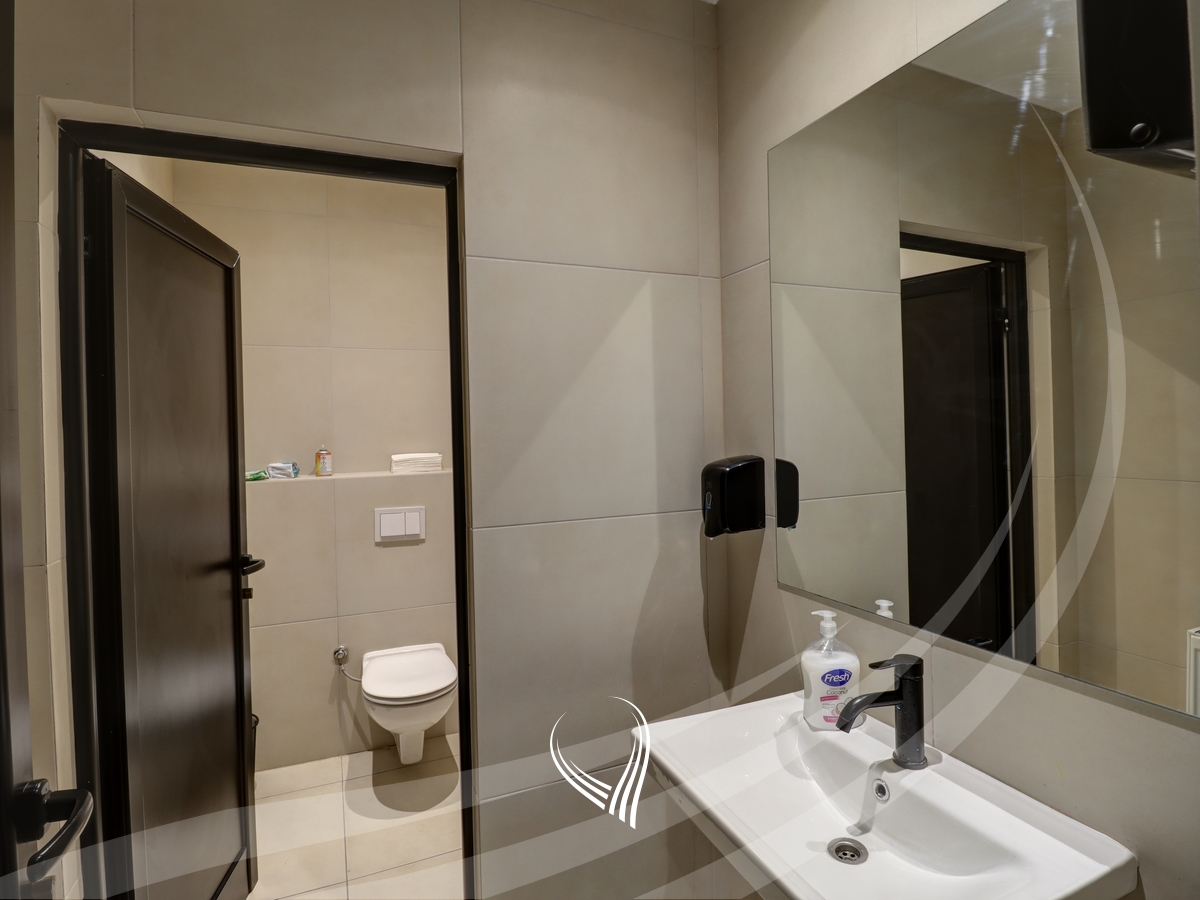 Zyre 512m2 for rent in Lakrishtë neighborhood – Ramiz Sadiku Complex15