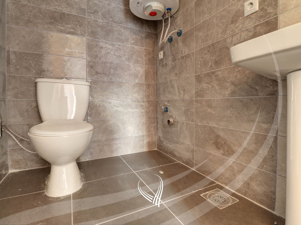 Banesë me 3 dhoma gjumi në shitje në lagjen Mati 112